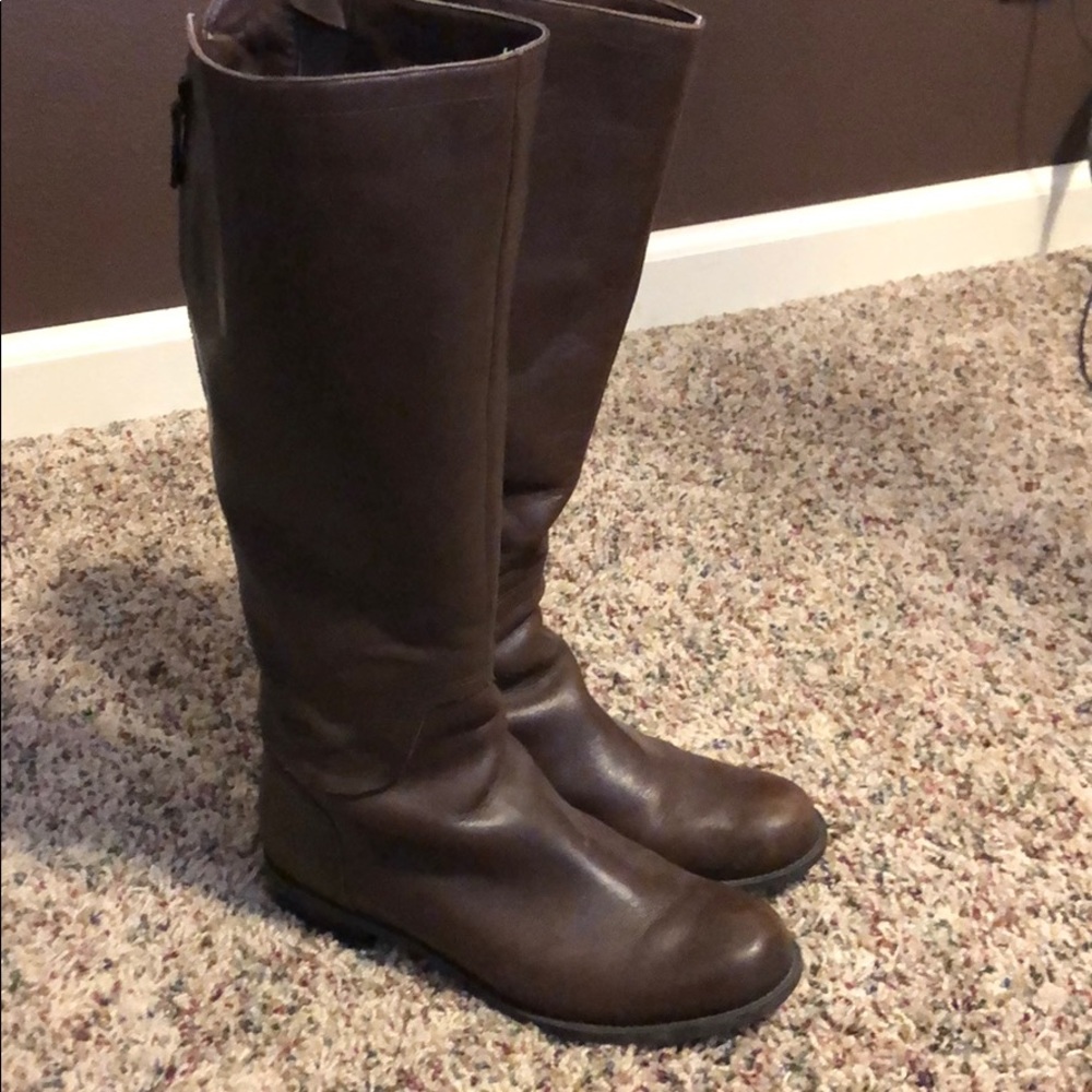 Leather boots